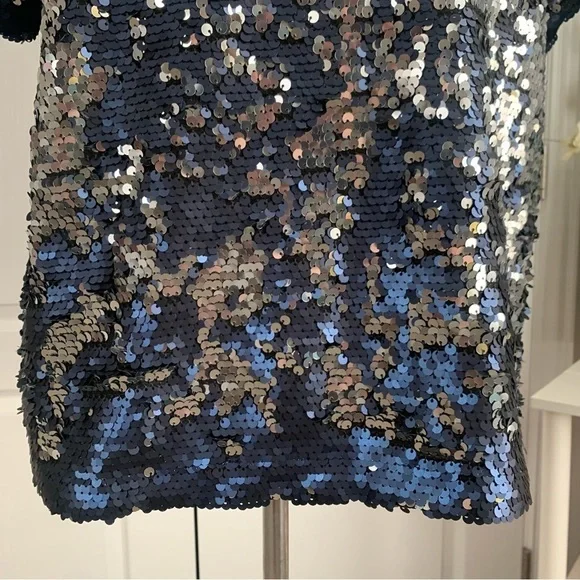 Two by Vince Camuto Flip Sequin Top - Picture 5 of 12